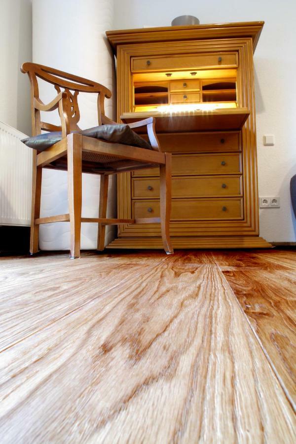 Ferienhaus Komfortwohnung City/messe 25 Min *