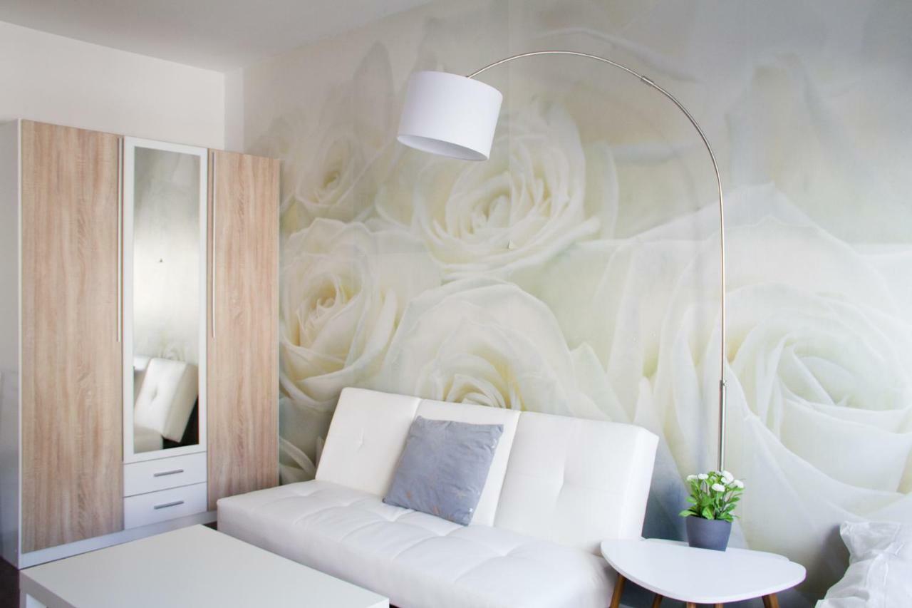 Apartament **** Comfortable Studio **** Hansaring 19, Mediapark, Messe, Dom