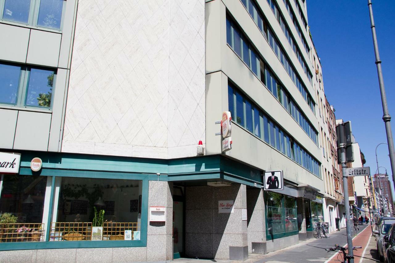 *** Comfortable 30m2 Studio Hansaring 19 *** Mediapark / Messe / Dom Apartment