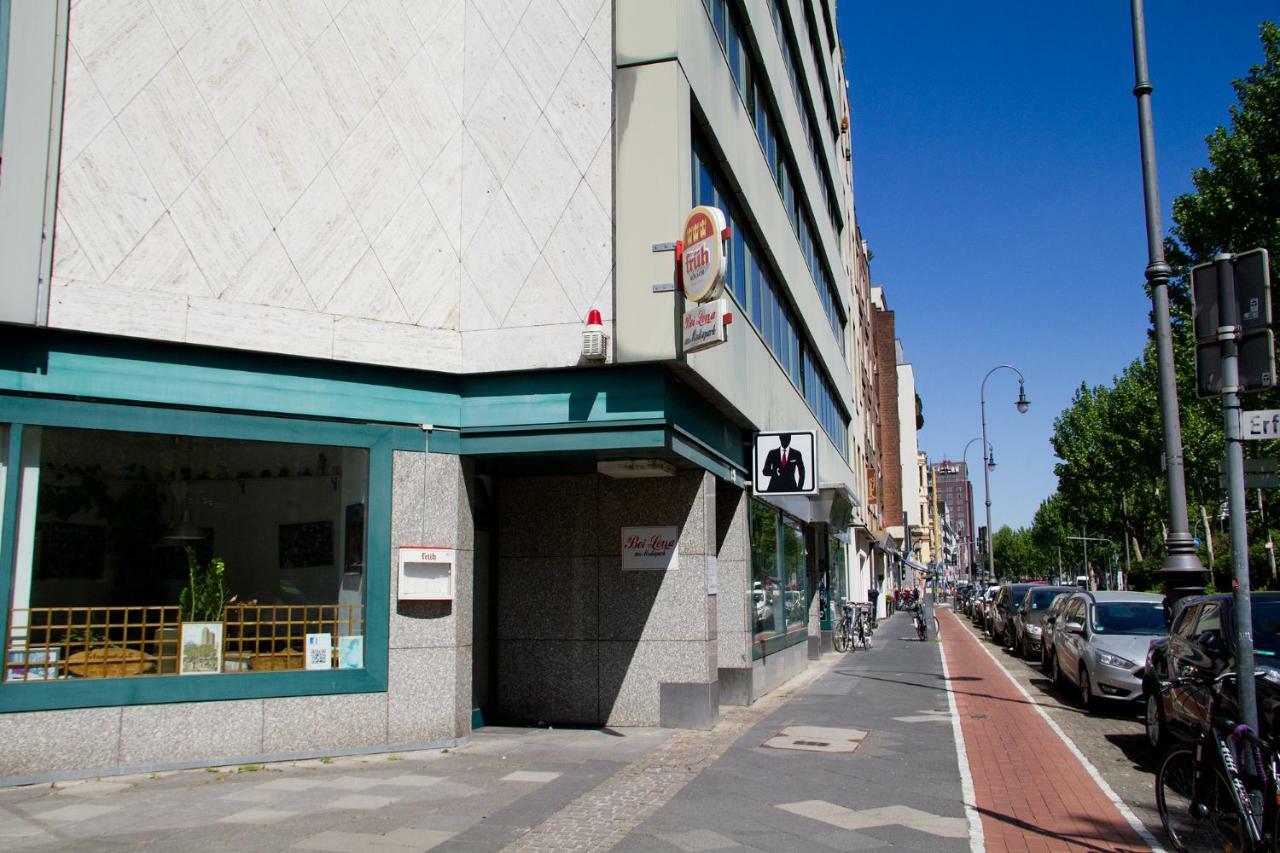 *** Comfortable 30m2 Studio Hansaring 19 *** Mediapark / Messe / Dom *