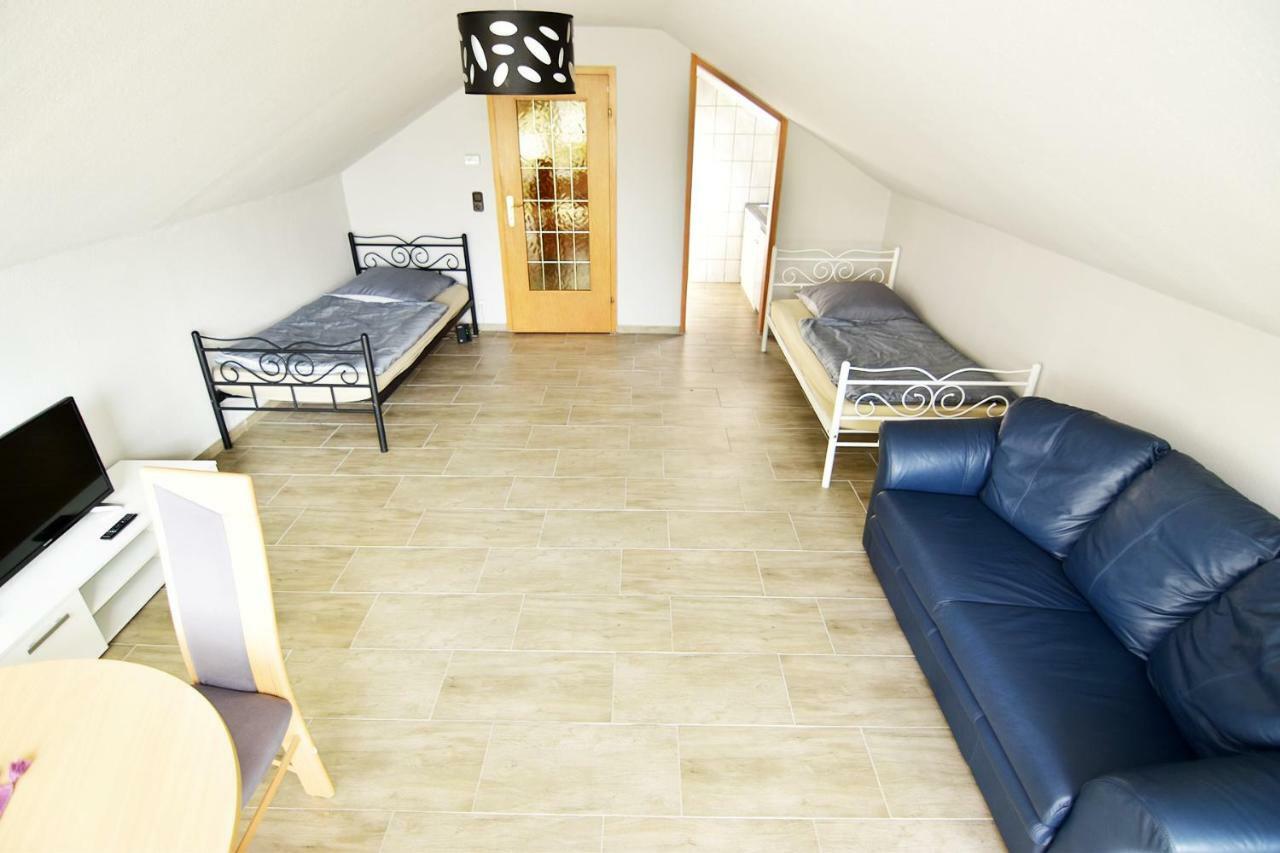 Porz Apartment *