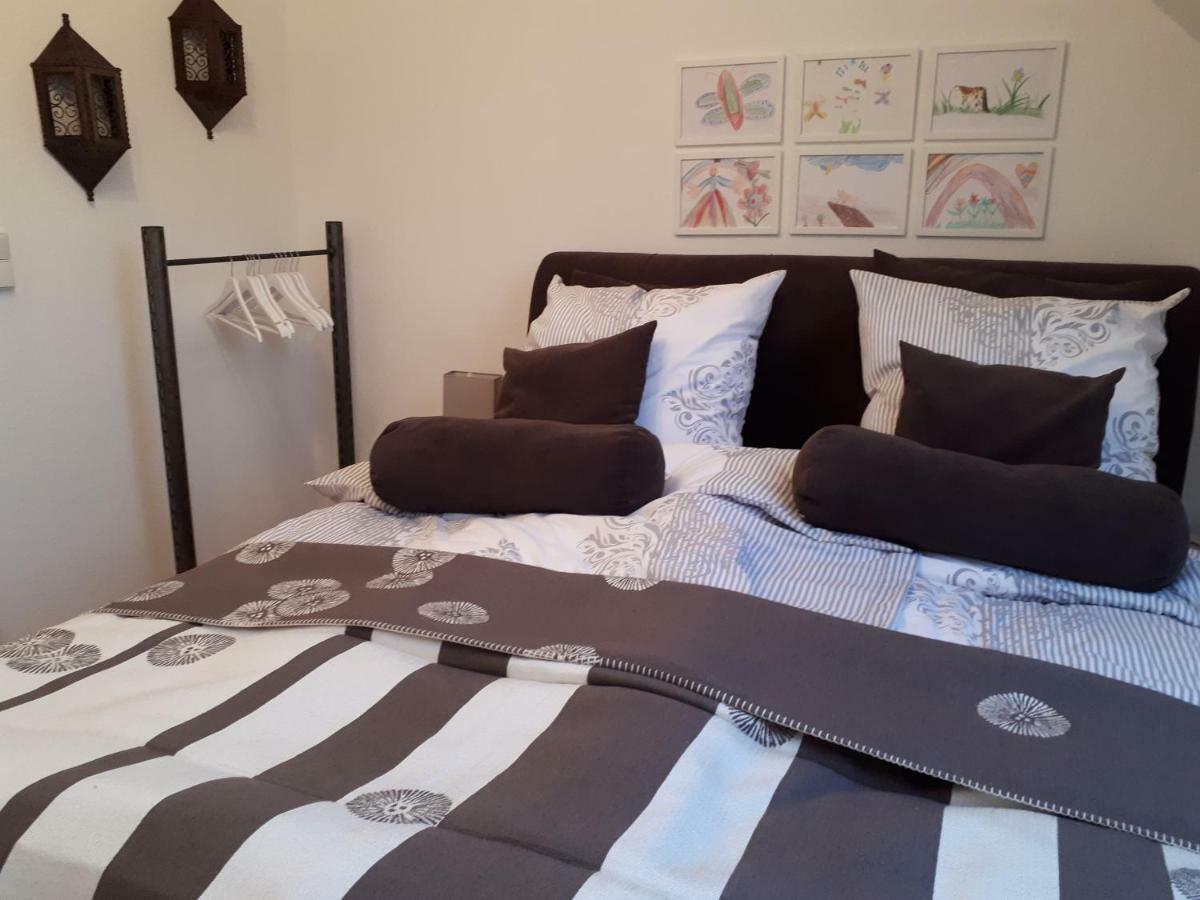 Apartament Limaropa *