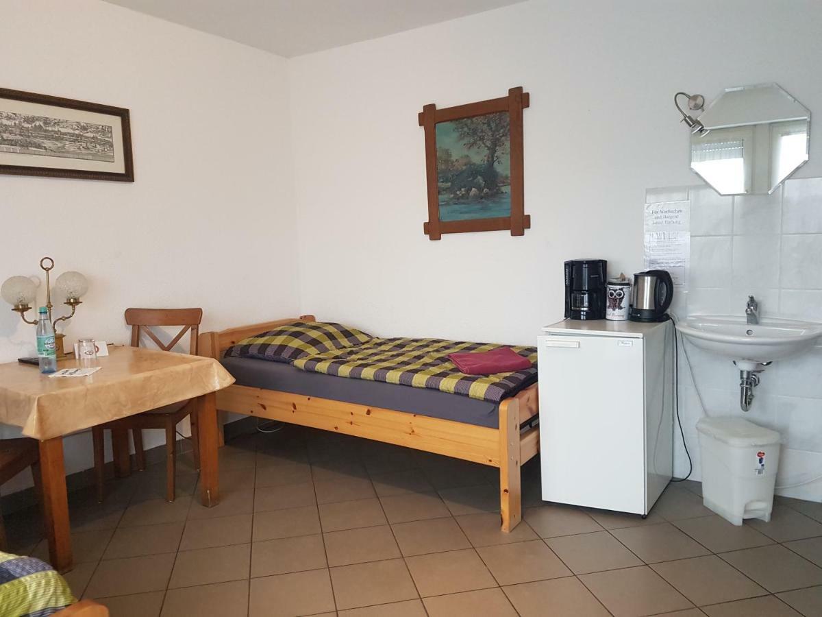Homestay Gastezimmer Zum Neuenhof Cologne