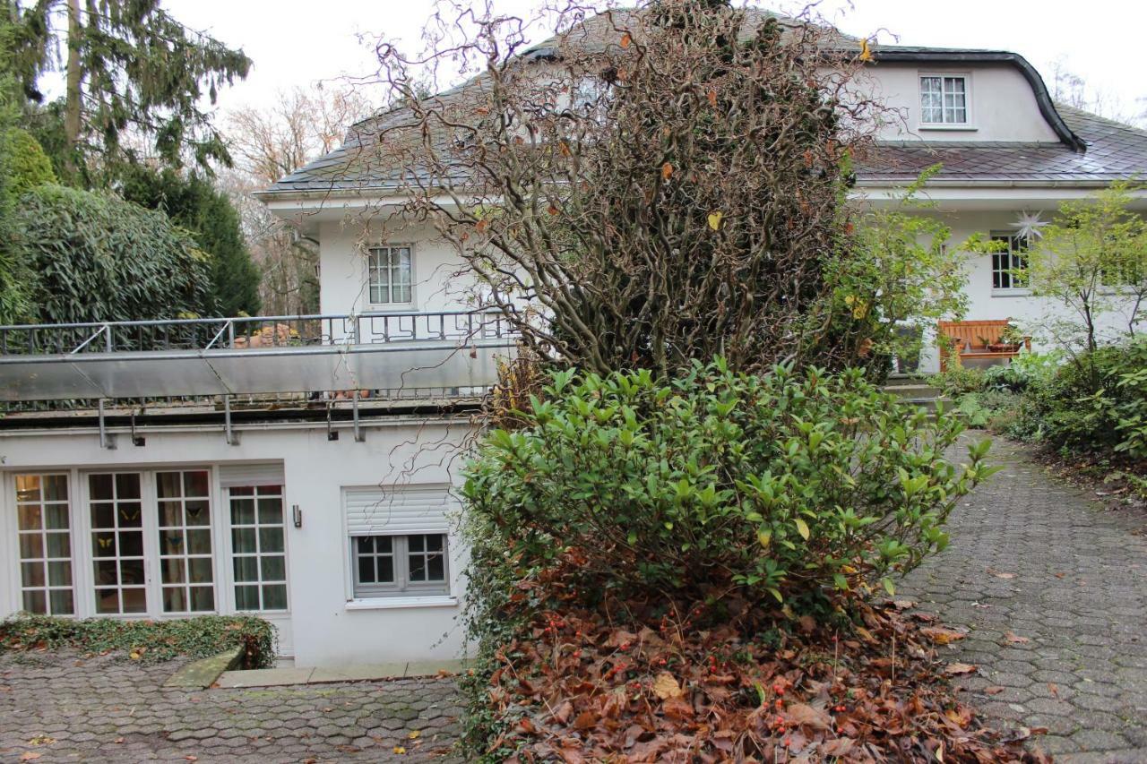 In Dellbruck Frisch Renoviert, 300 Meter Bis Zur Strassenbahn, Ruhige Lage * Cologne