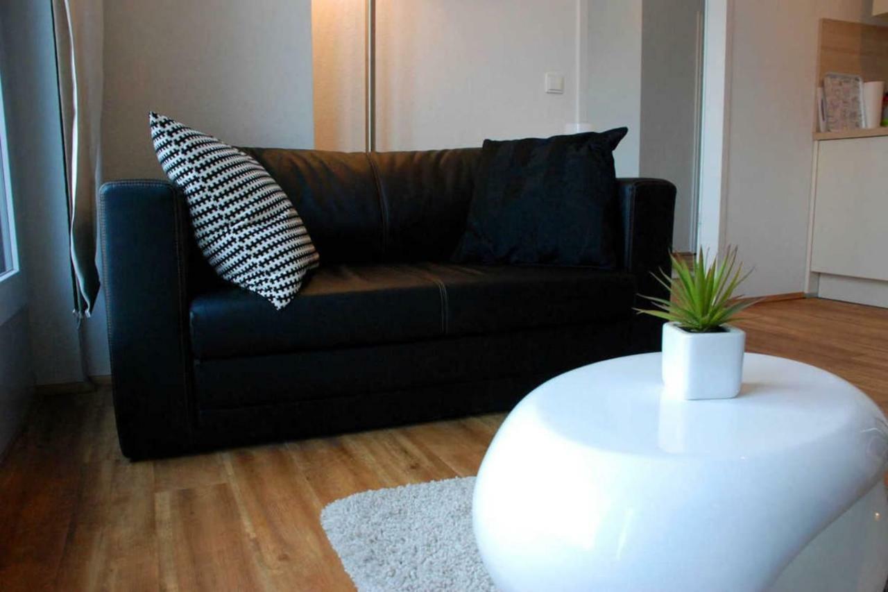 Apartment Exklusives Penthouse! Mit Wlan, Tiefgarage, 2 Fernseher Etc. *