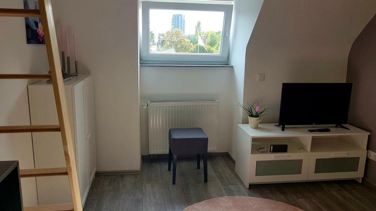 Zwei Schicke Mit Parkplatz Apartment Cologne