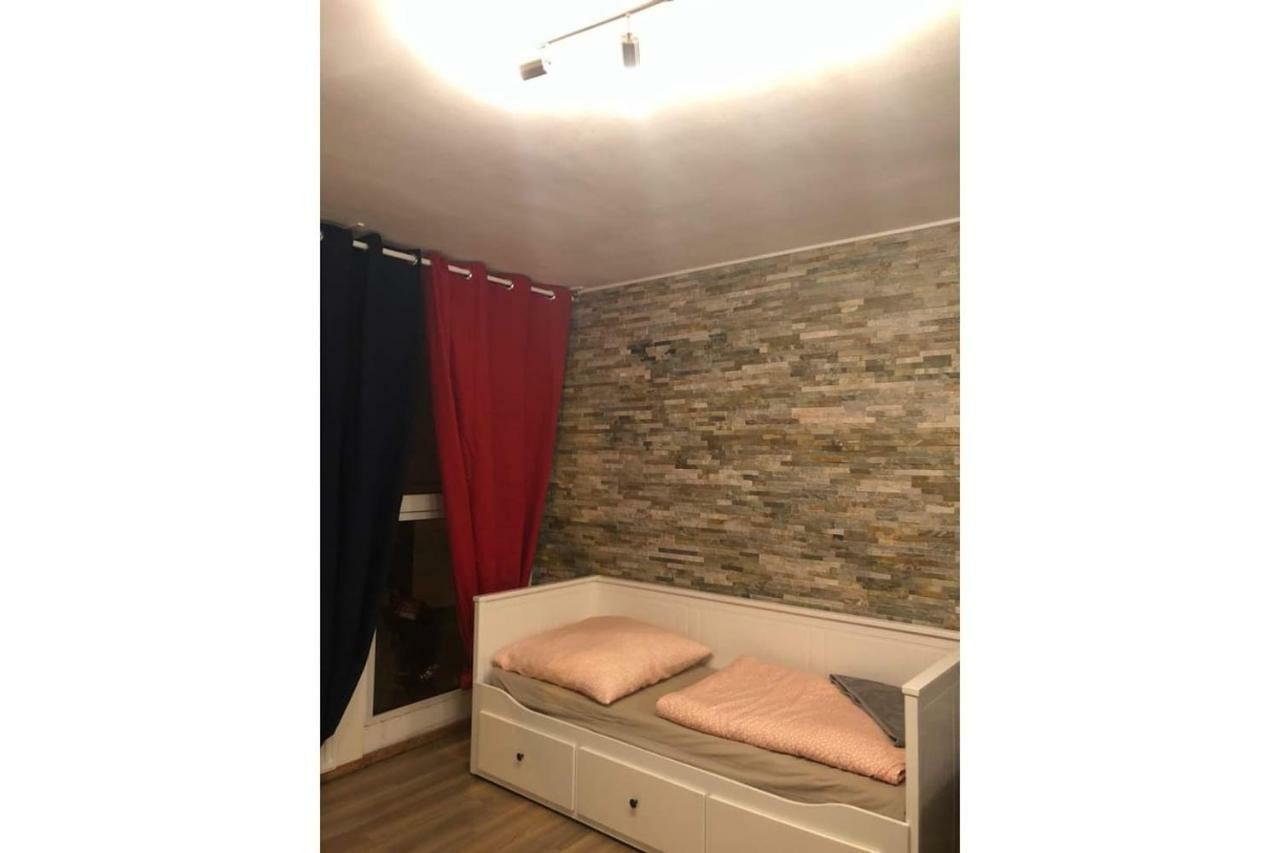 Apartment Friesenwall 3 *