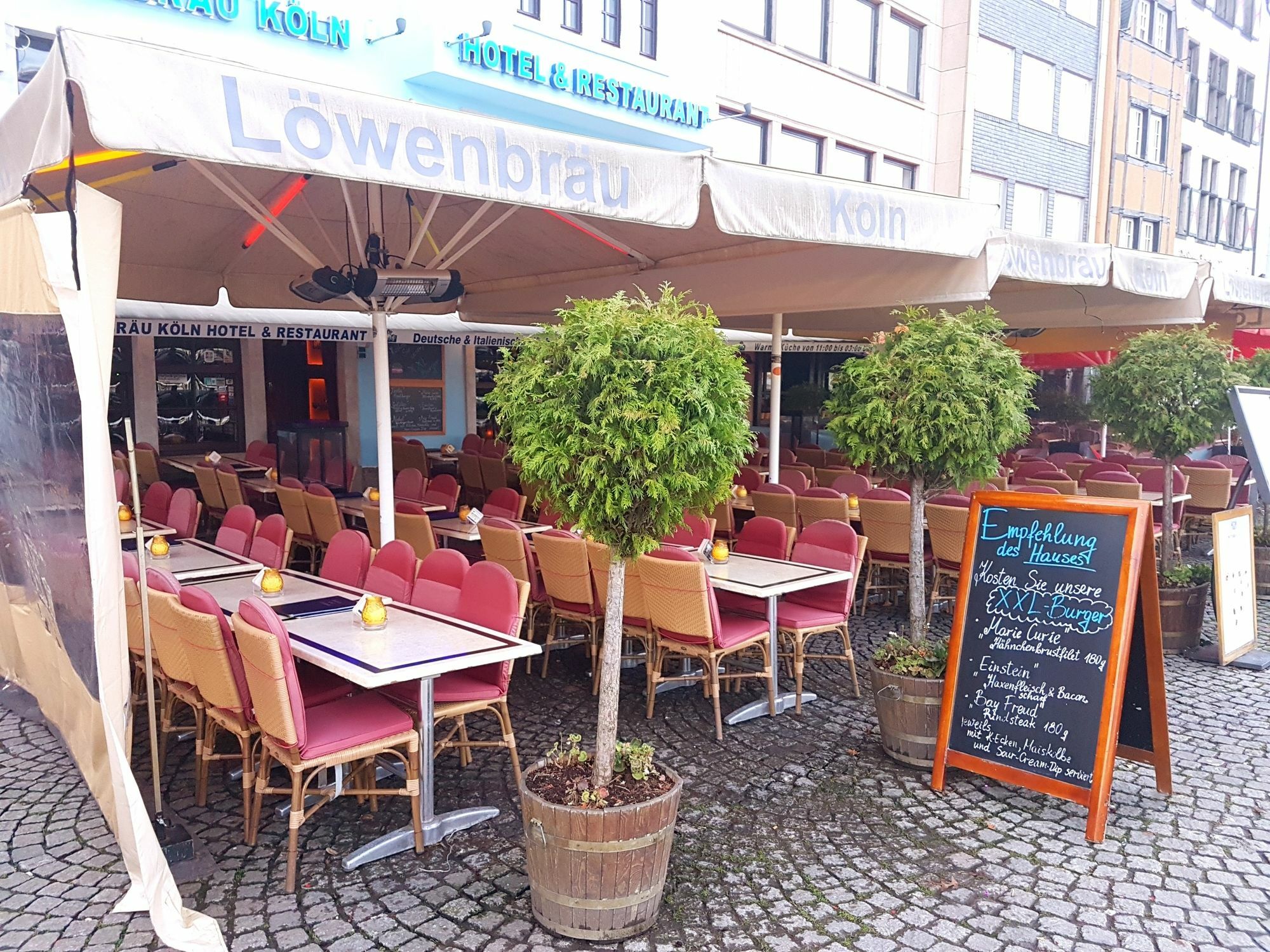 Und Restaurant Loewenbraeu Hotel Cologne