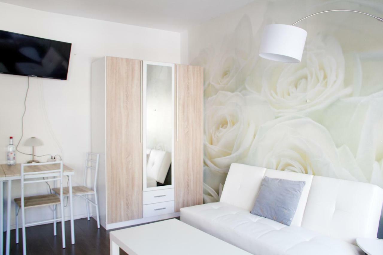 **** Comfortable Studio **** Hansaring 19, Mediapark, Messe, Dom Apartment