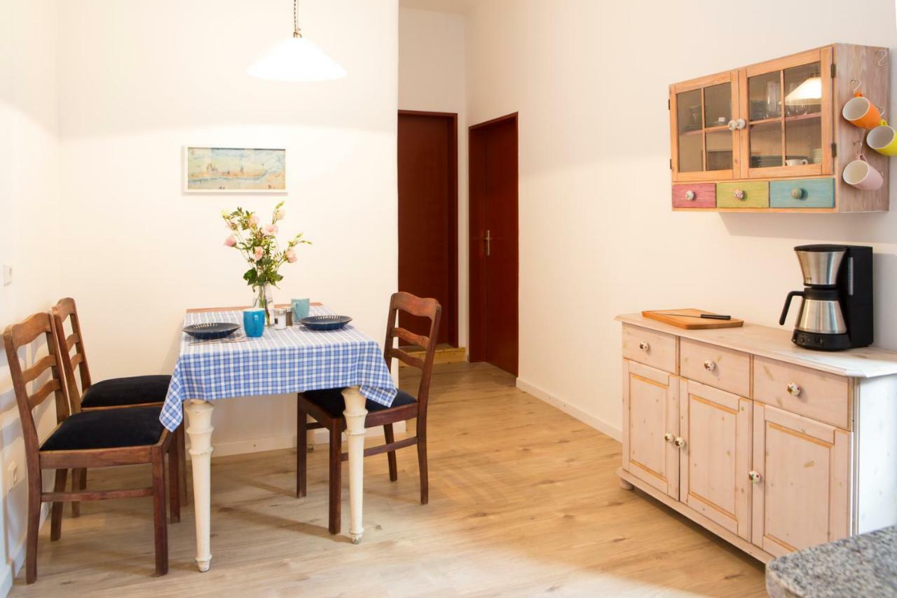 82 Vietorstrasse Apartment Cologne