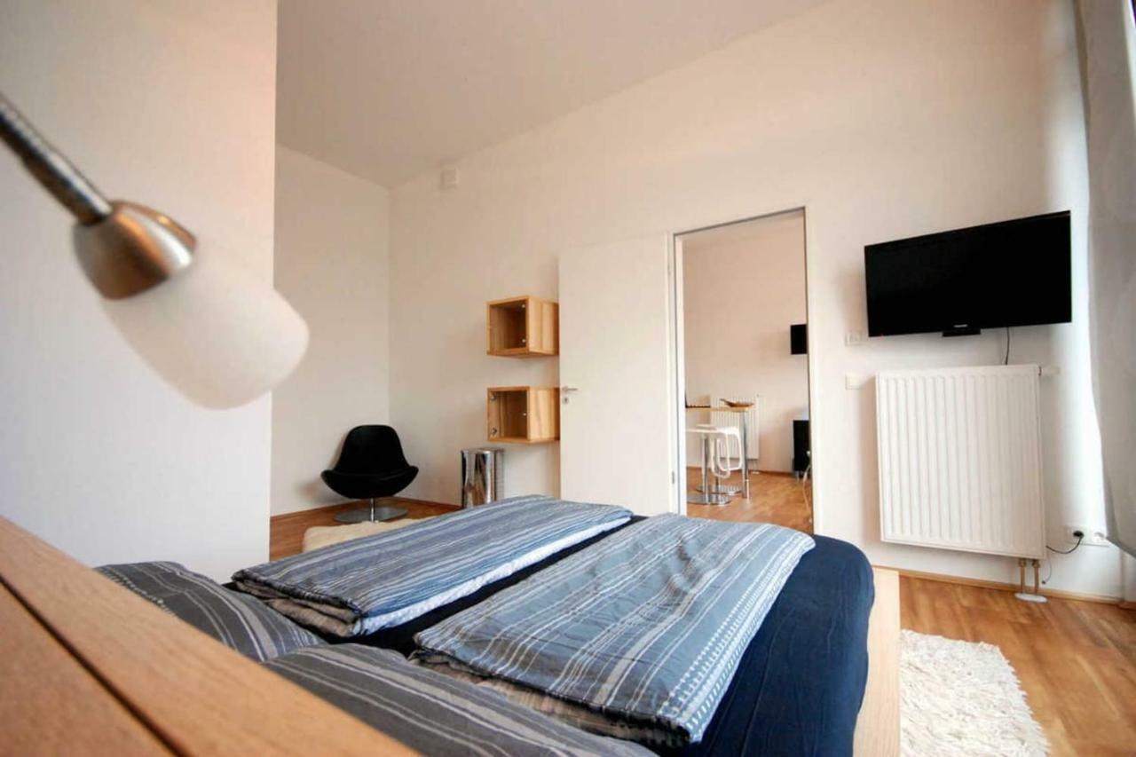 Exklusives Penthouse! Mit Wlan, Tiefgarage, 2 Fernseher Etc.