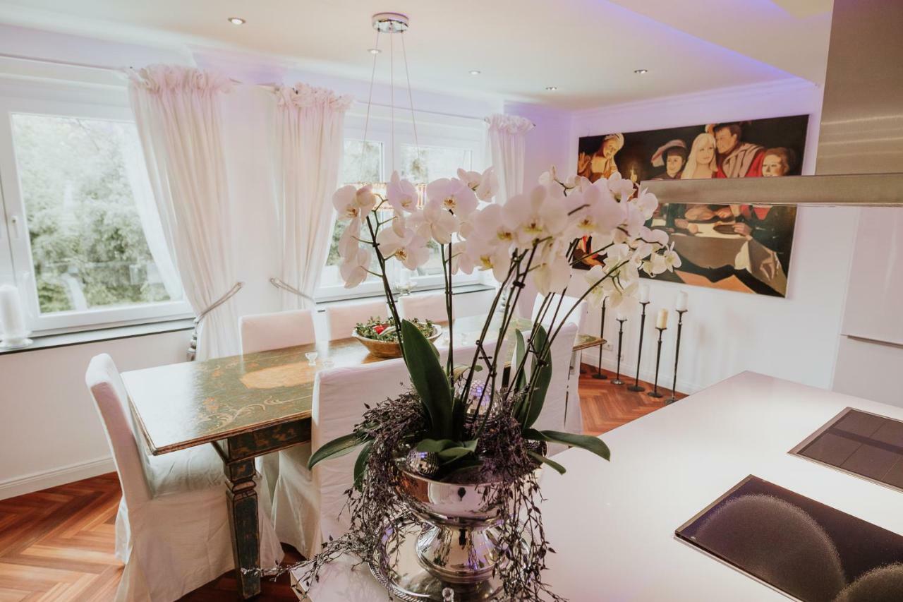 Luxury & Penthouse Apartment *