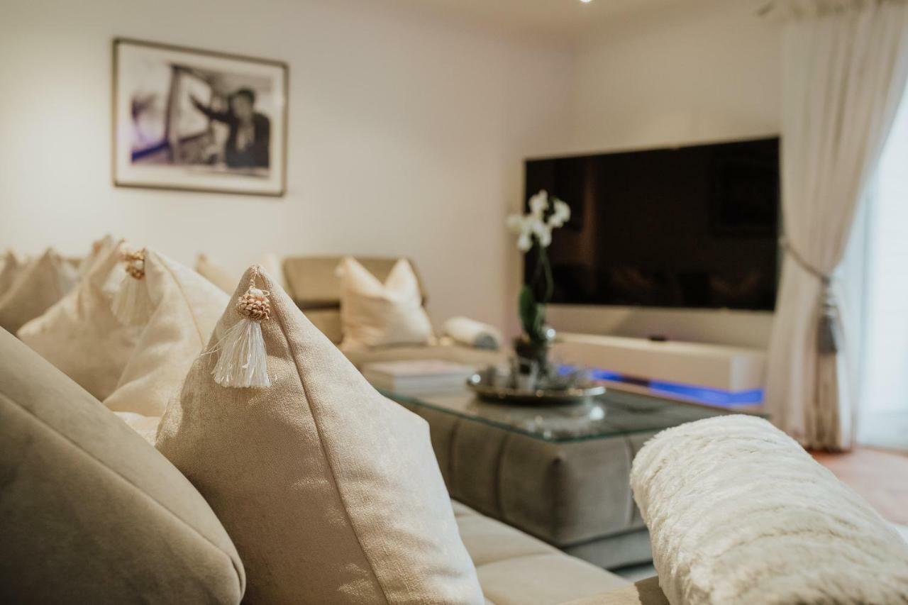 Luxury & Penthouse
