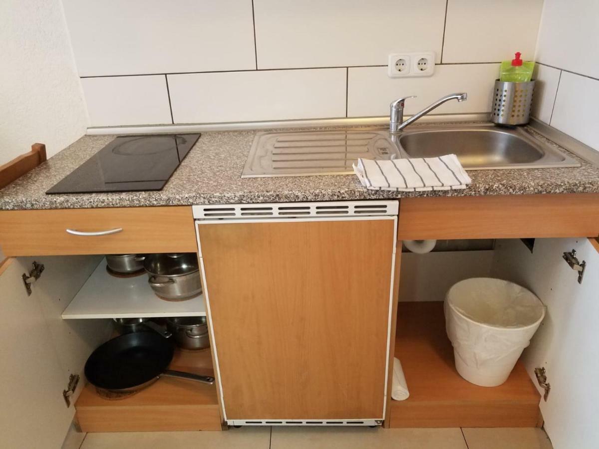 Apartment Workers-sleep-station Cologne