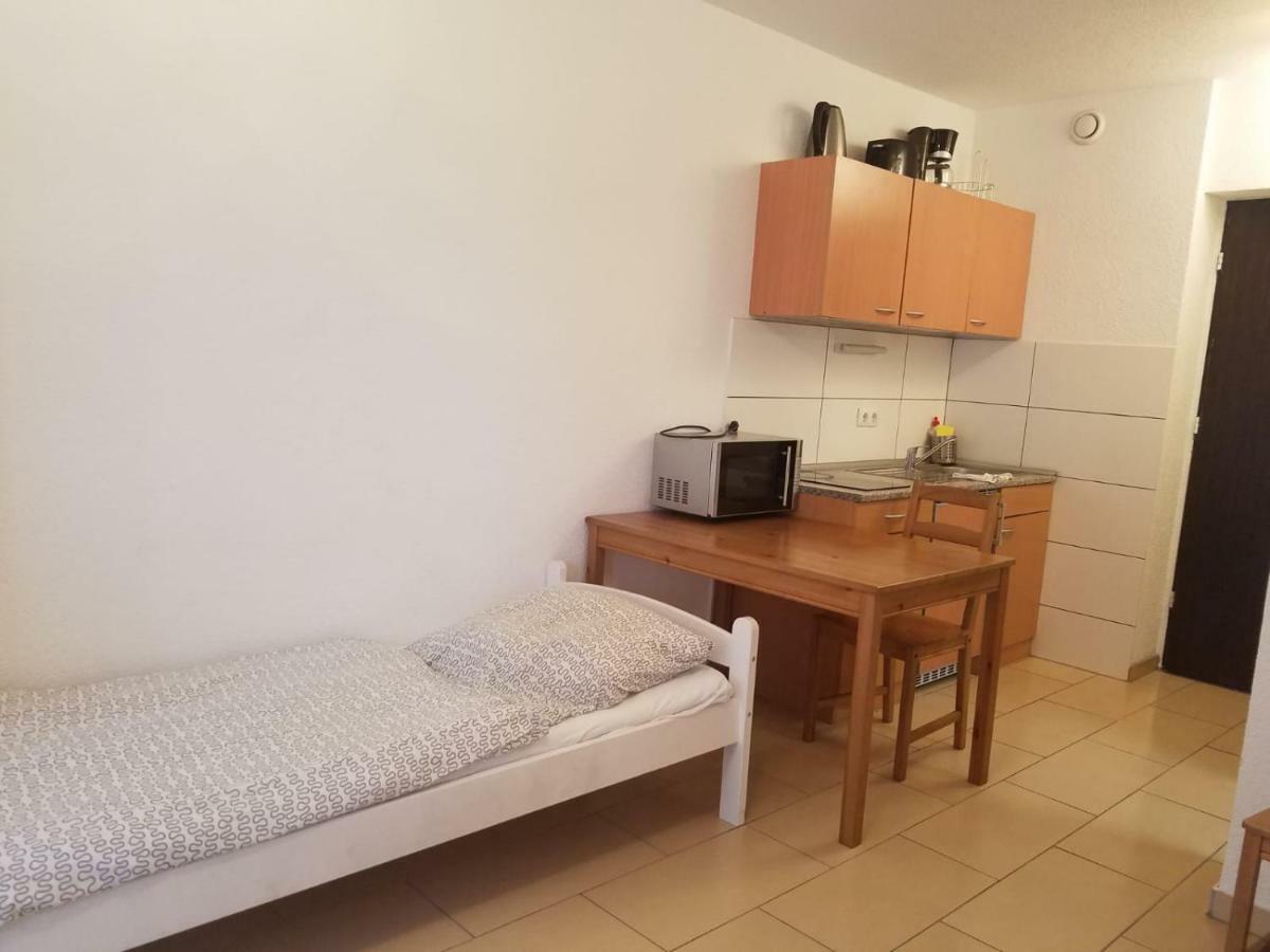 Workers-sleep-station Apartment *
