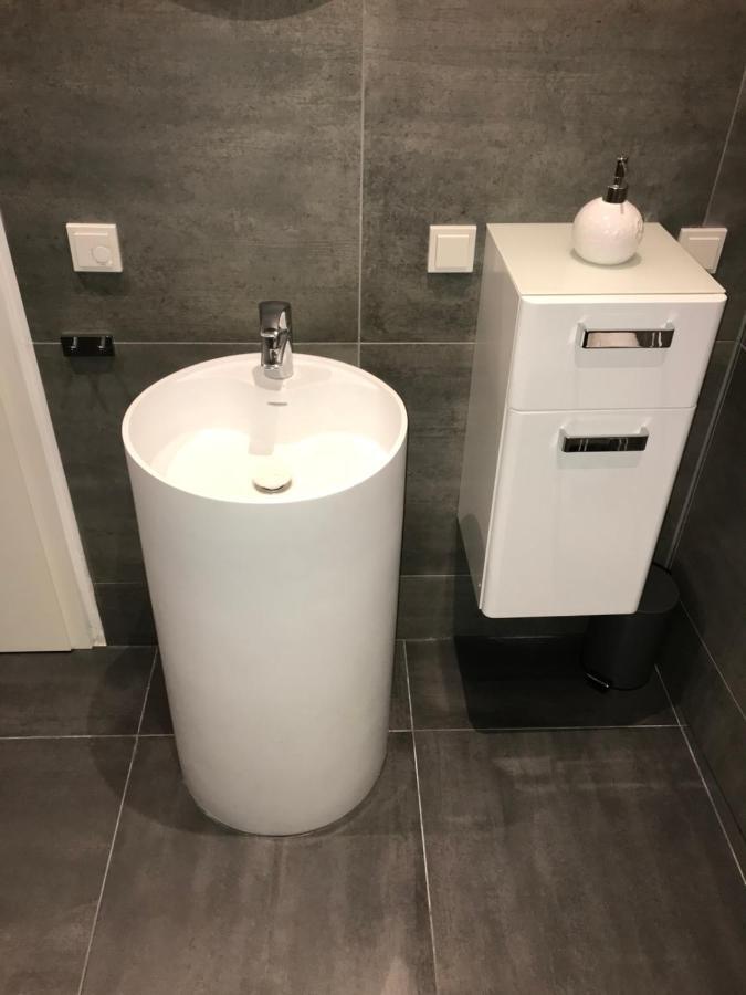 Cologne, Airport, Kolonia