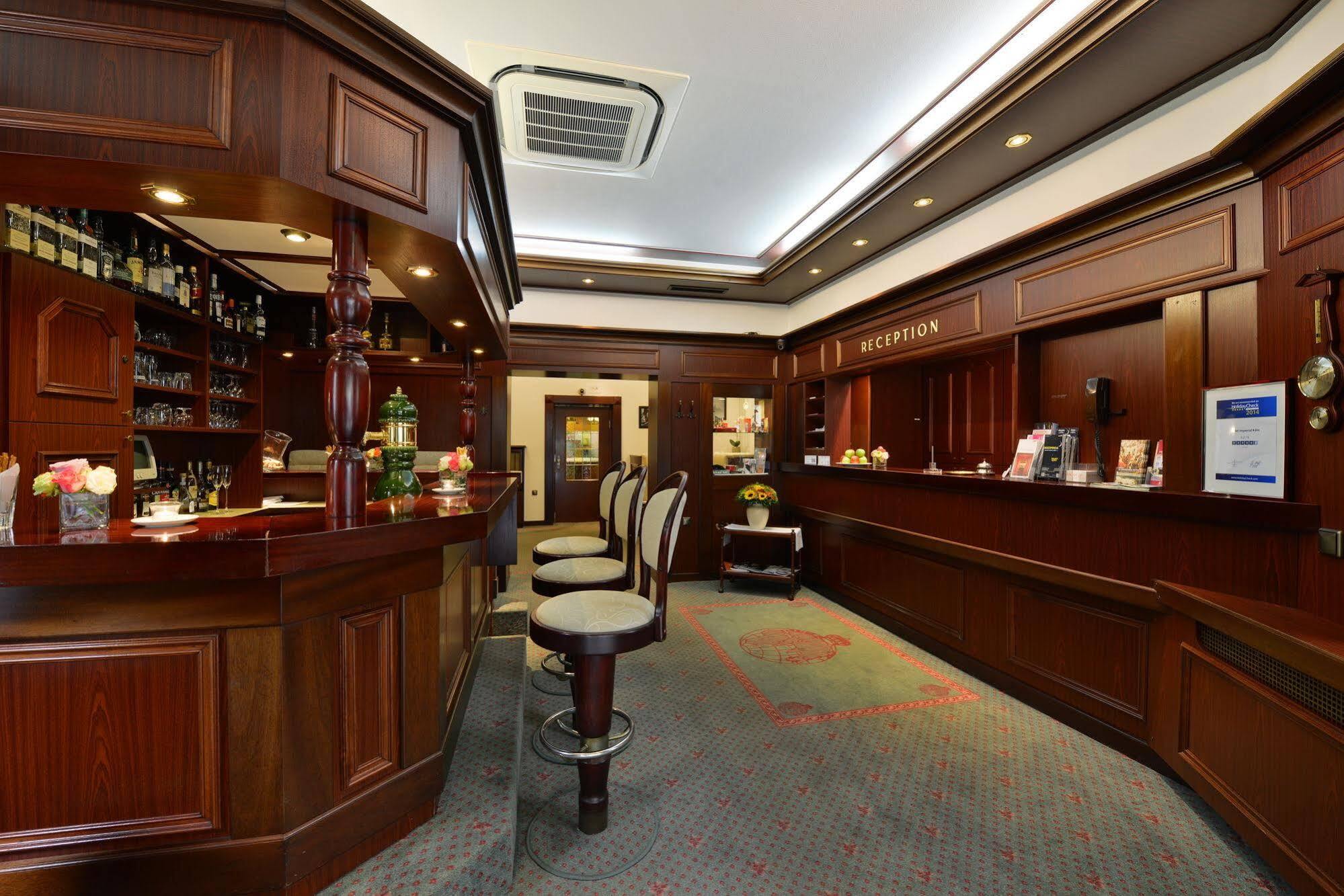 Imperial 4*