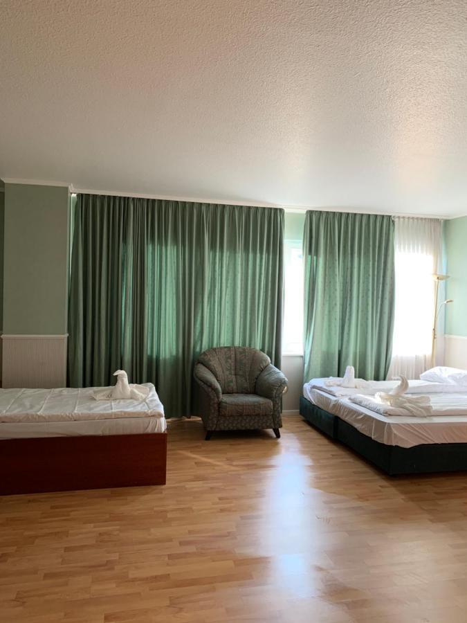 A 57 Longerich 10 Min Zum Zentrum Guest house