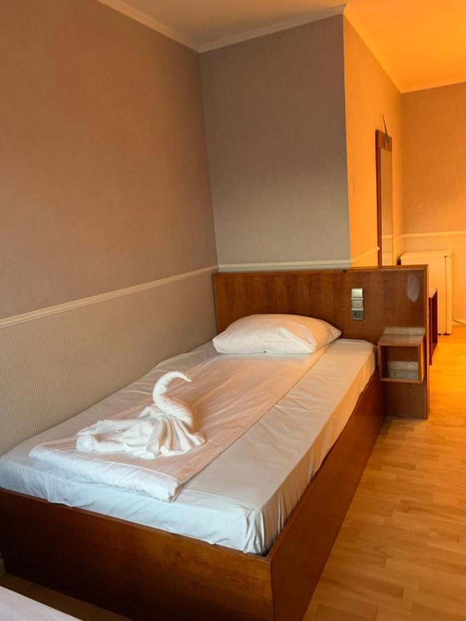 A 57 Longerich 10 Min Zum Zentrum Guest house