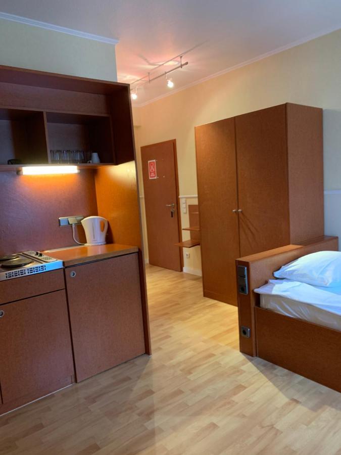 Guest house A 57 Longerich 10 Min Zum Zentrum *