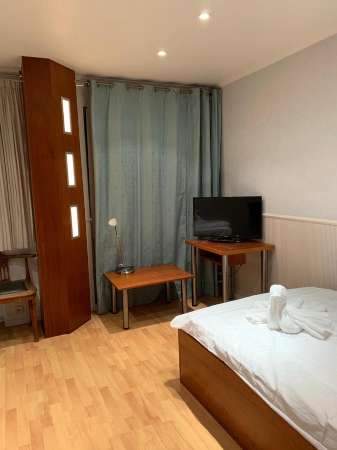 A 57 Longerich 10 Min Zum Zentrum Guest house