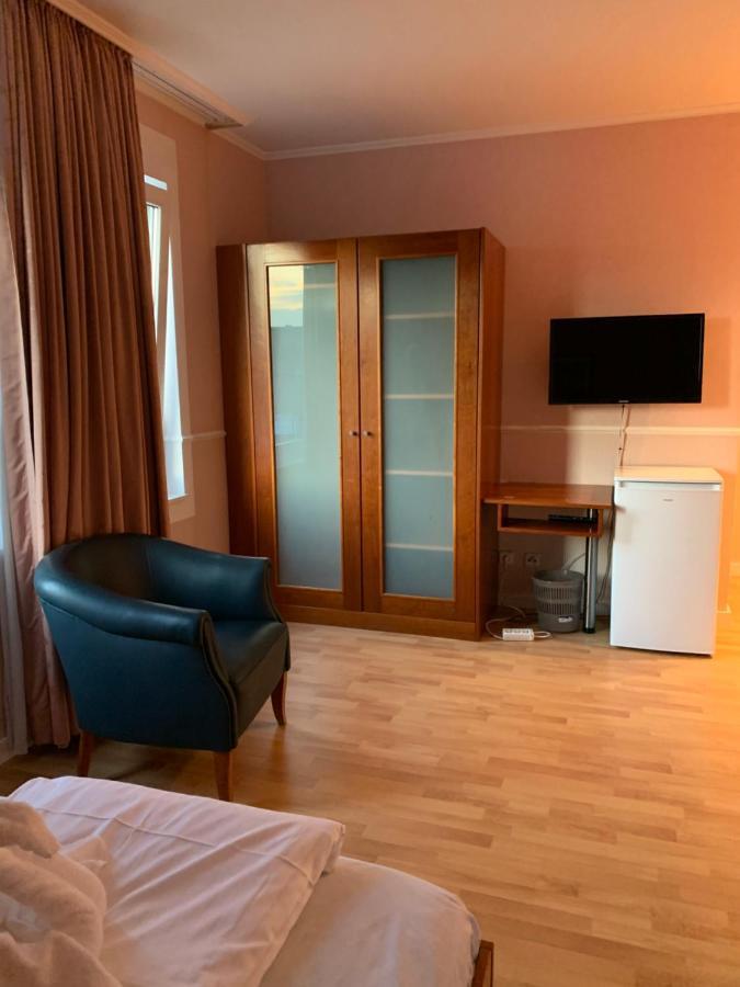 Guest house A 57 Longerich 10 Min Zum Zentrum *