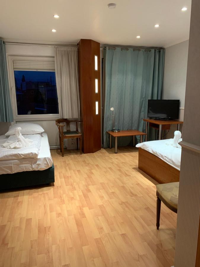 A 57 Longerich 10 Min Zum Zentrum Guest house