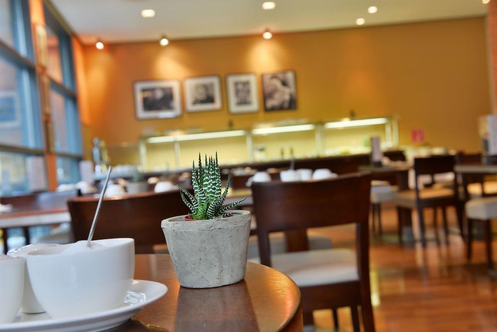 Hotel Santo Cologne
