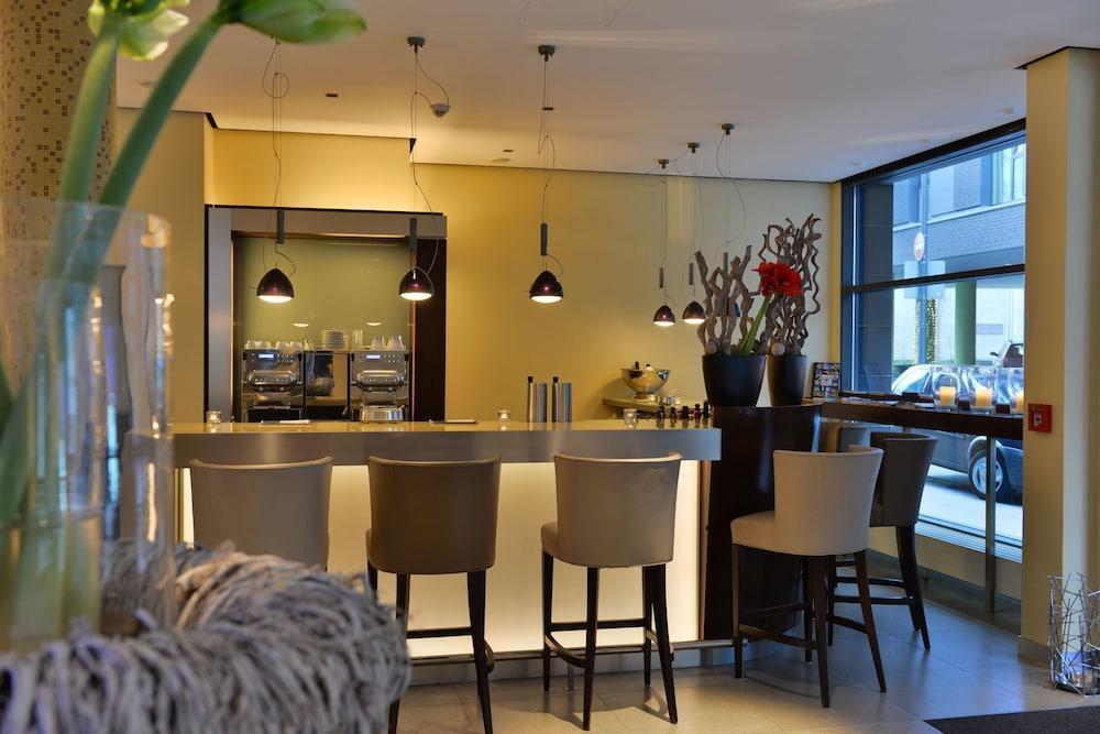 Santo Hotel