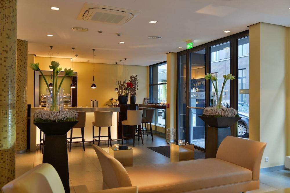 Santo Hotel