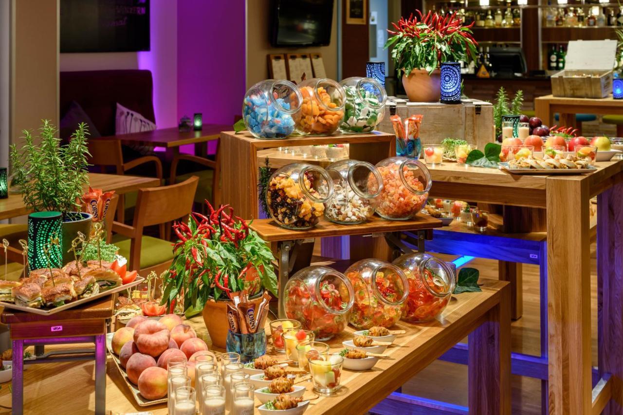 Mercure West 4*