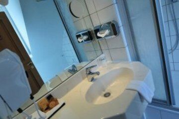 Allegro Hotel