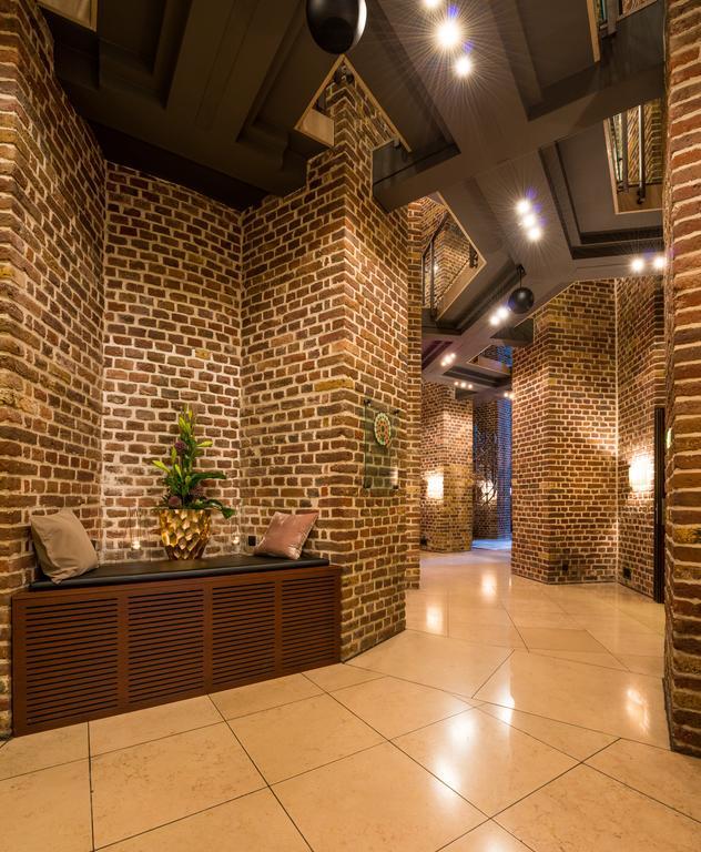 Hotel Wasserturm Cologne, Curio Collection By Hilton 4*