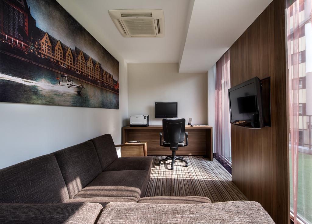 Hotel Wyndham 4*