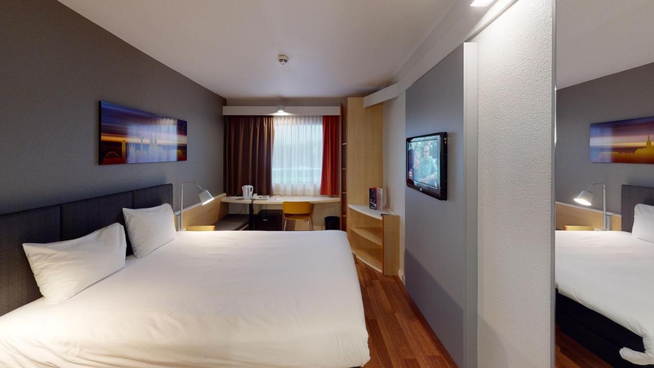 Ibis Airport 3*