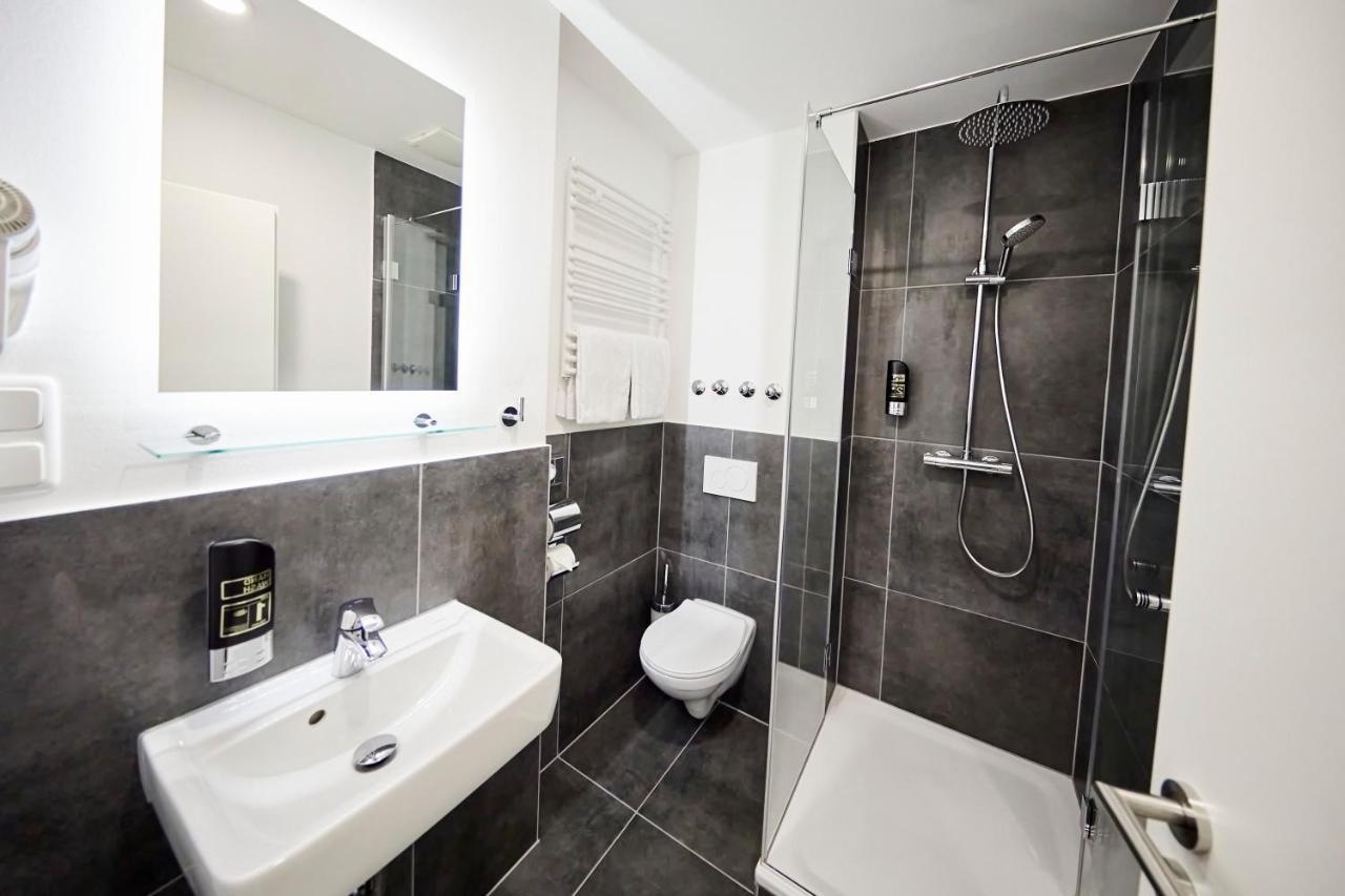 Hotel Loft Am Ring Cologne