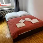Private Rooms At Heumarkt, Cologne Center