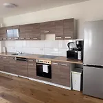 T&K Apartments - Bergisch Gladbach - 7 Comfortable Apartments - 20 Min To Fair Messe Cologne