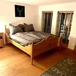 Oldtown Guesthouse Cologne I 100Qm I 10M From Rhine
