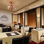 Dom Hotel
