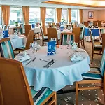 Baxter Hoare Hotel Ship