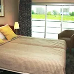 Baxter Hoare Hotel Ship