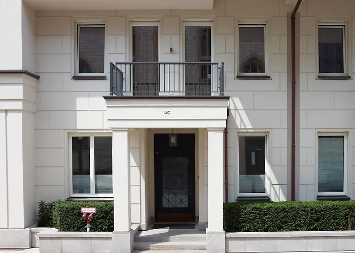 Townhouse By The Qvest