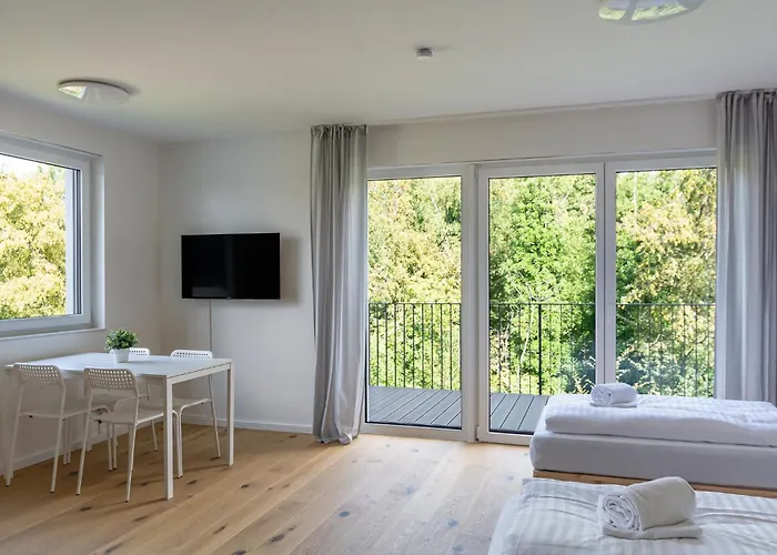 T&K Apartments - Bergisch Gladbach - 7 Comfortable Apartments - 20 Min To Fair Messe Cologne