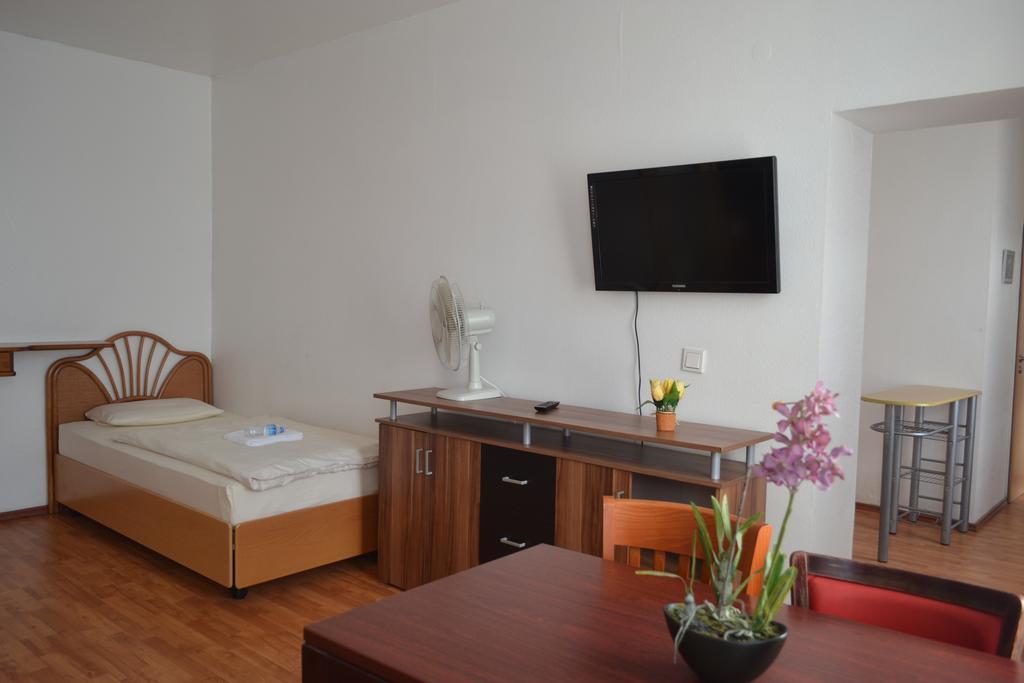 Koelnotel Hostel, & Cologne