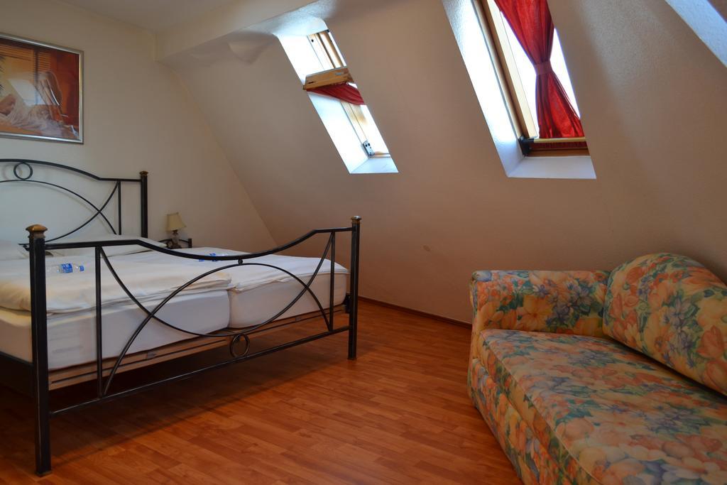 Koelnotel Hostel, & Cologne