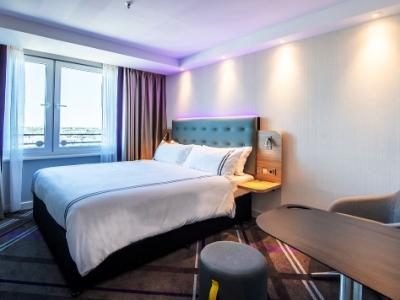 Express - - Centre 3* Kolonia