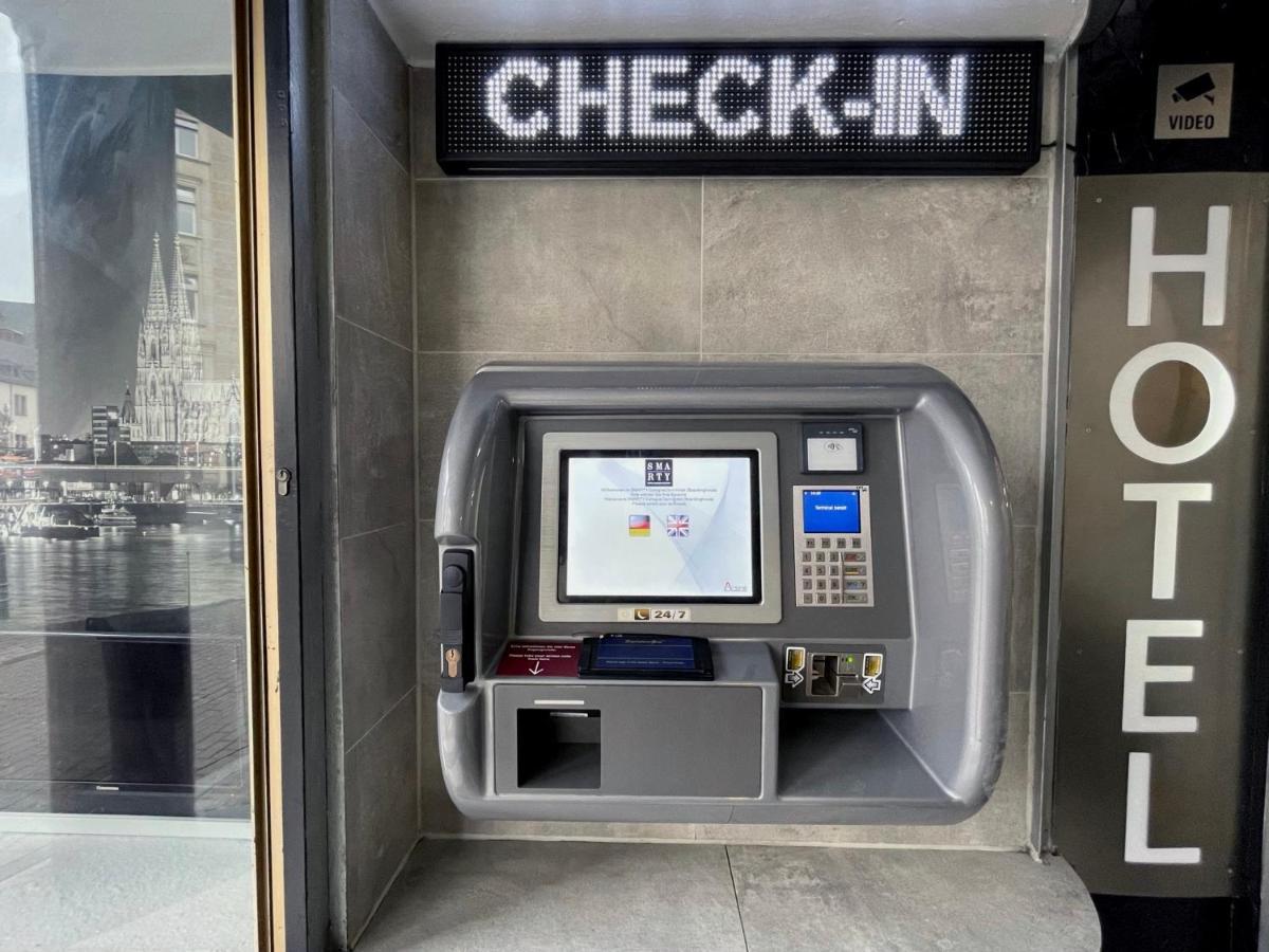Smarty Dom - Boardinghouse - Kontaktloser Self Check-in Cologne