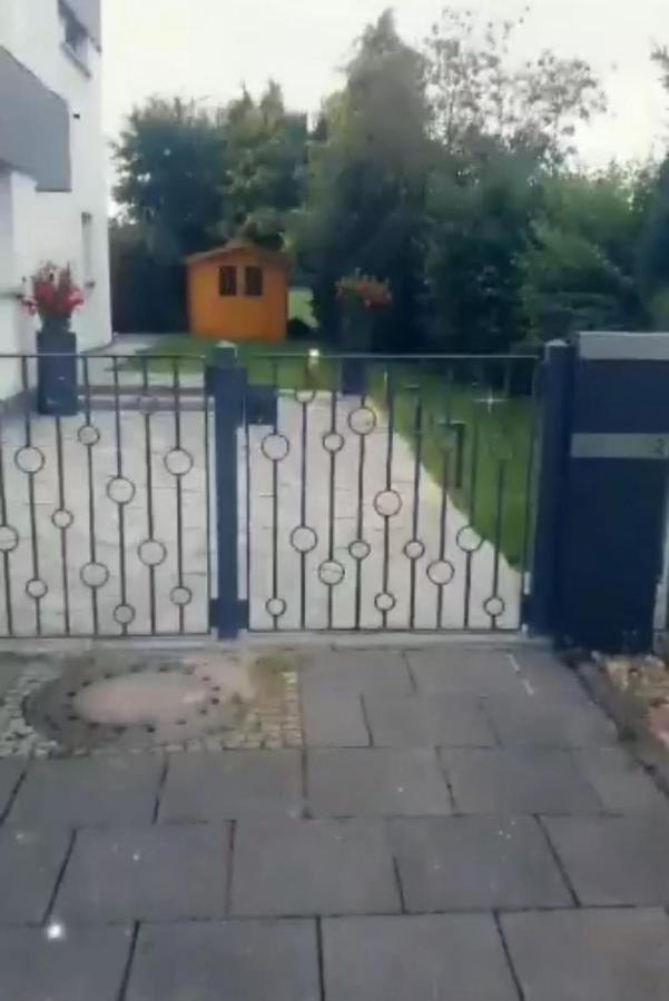 Appartement Mit Schoener, Moderner Einrichtung *