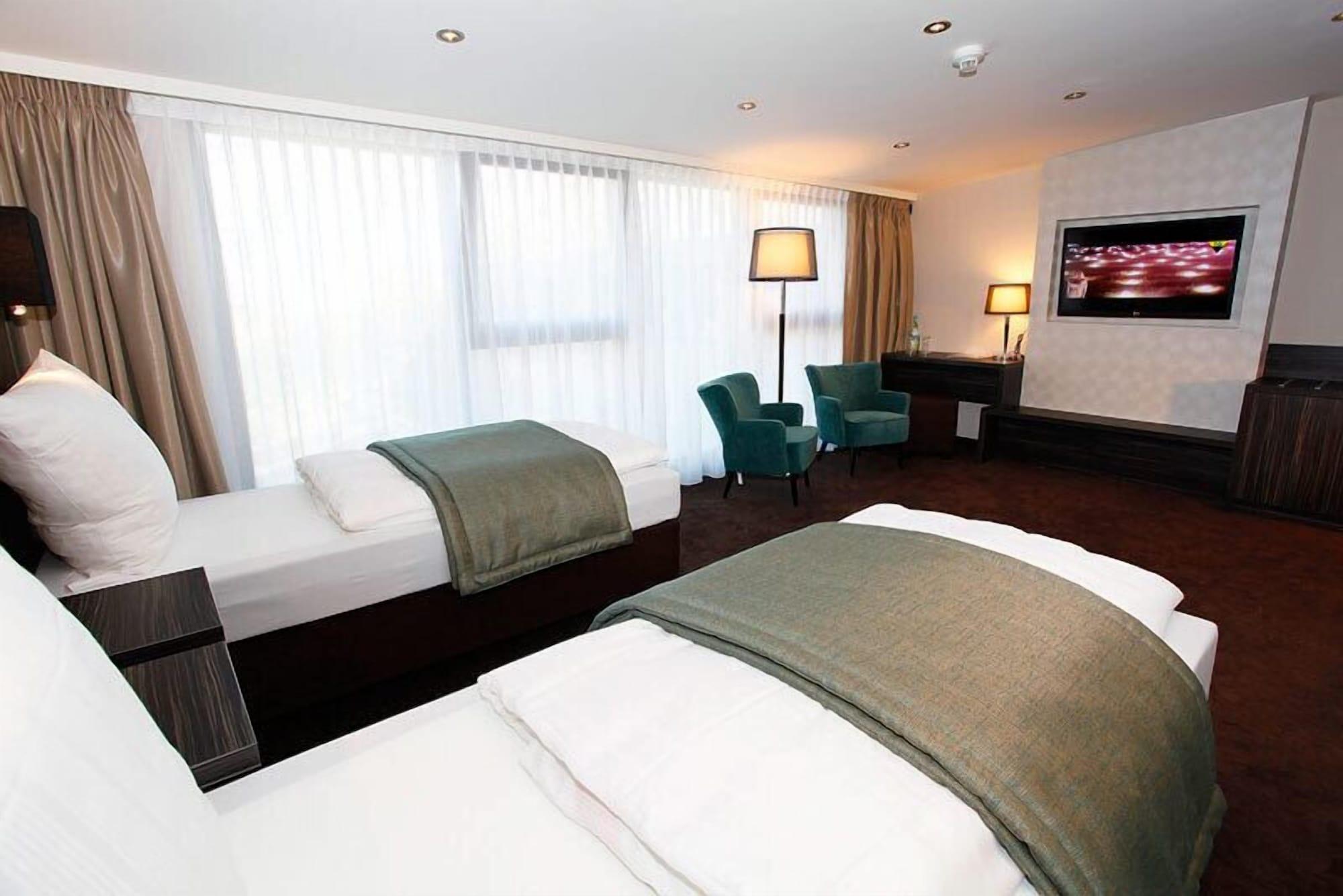 Hotel Centro Ayun Colónia